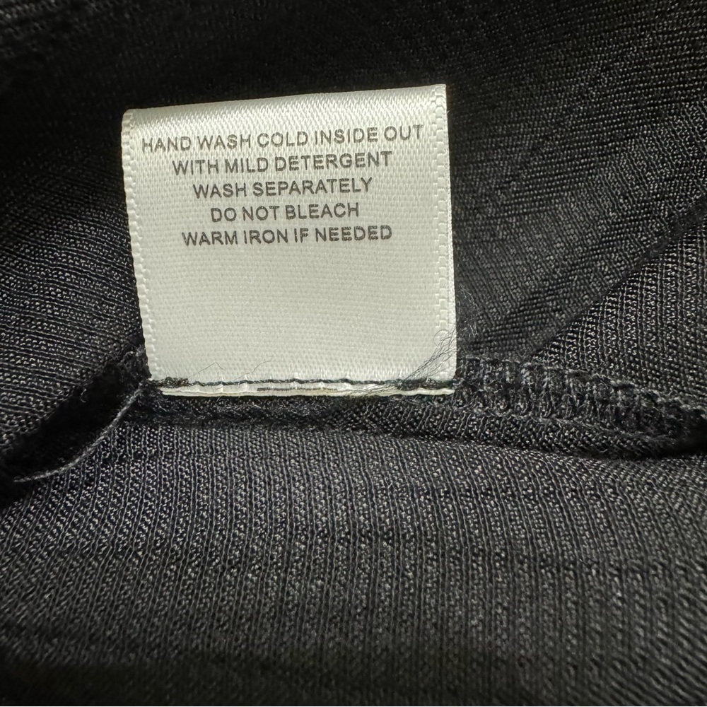 BOBI BLACK Sleek Textured LOGAN Woven Surplice Top Sz S - Picture 6 of 8